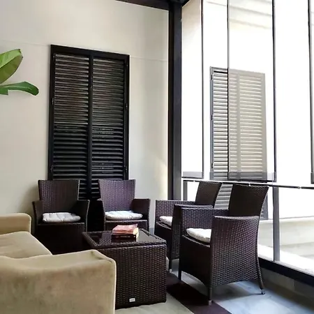 Apartamento Elegante Con Patio En Centro Historico Sevilla